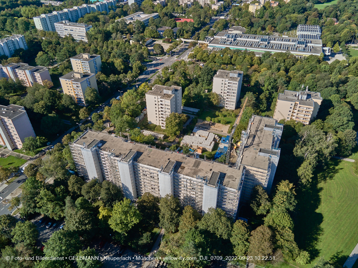 23.09.2022 - Sanierung am Karl-MArx-Ring 11-21 in Neuperlach